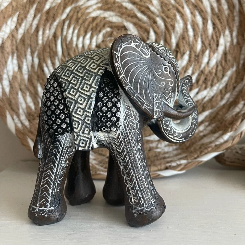 Elephant Decor - Picture 2 of 7